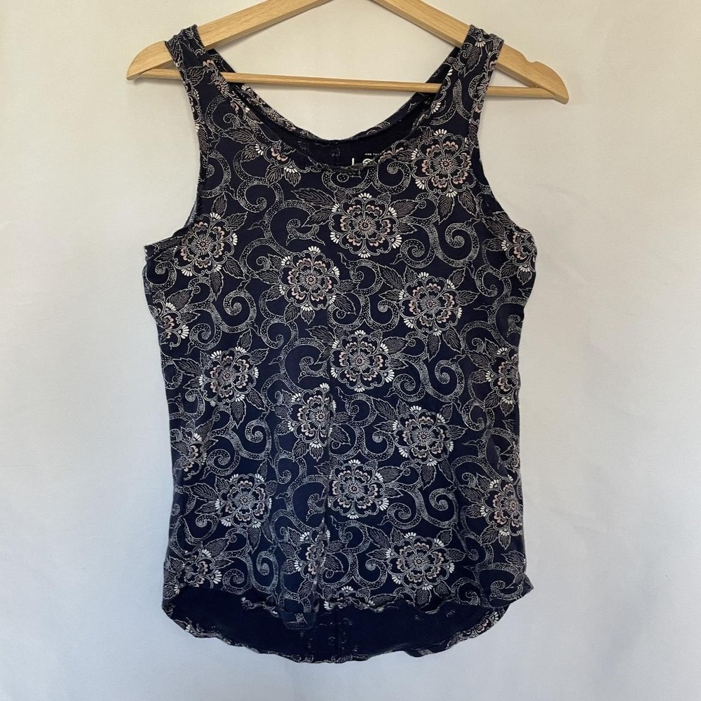 LOFT vintage soft women's size small summer tank top casual comfort navy blue